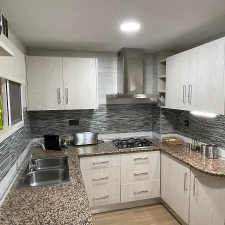 Vivienda Turistica Paseo Del Salon *