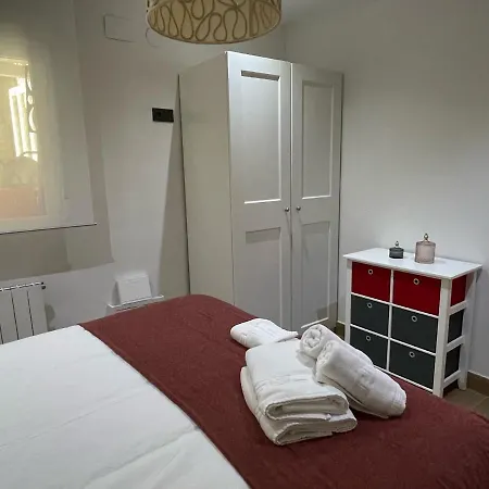 Vivienda Turistica Paseo Del Salon Apartment Granada